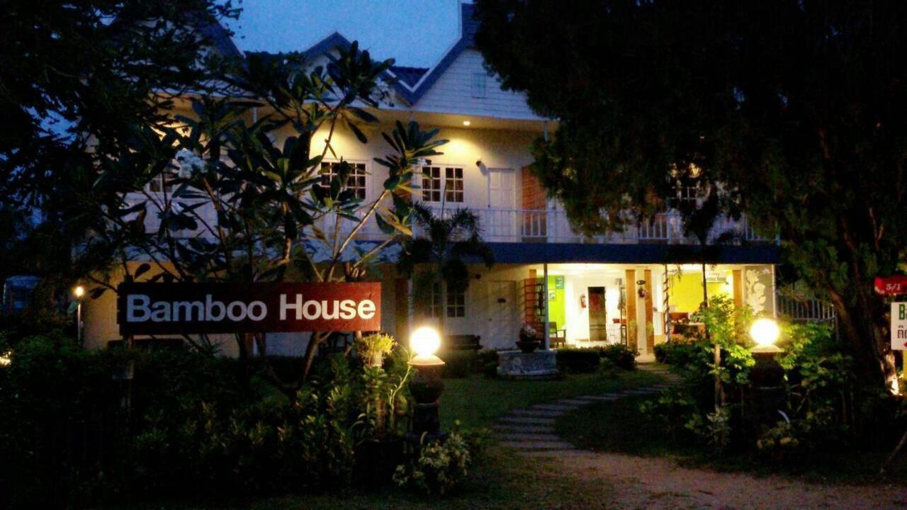 Bamboo House Resort Kancsanaburi Kültér fotó